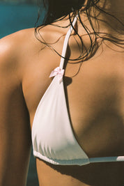 top triangular clásico